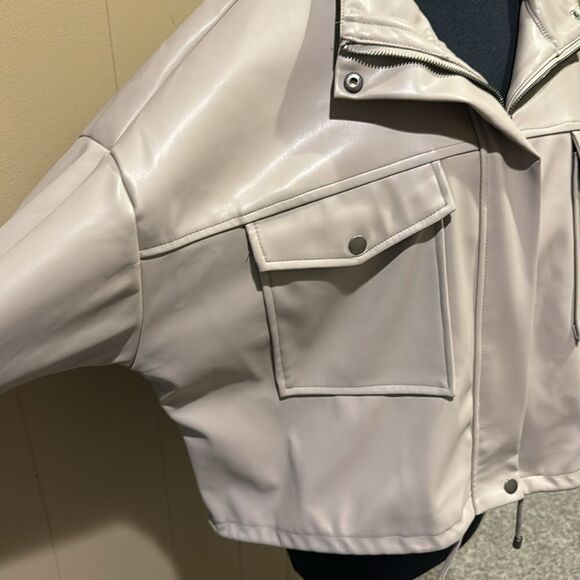 T Tahari light taupe faux leather chest pockets drawstring hem bomber jacket. - Picture 4 of 8